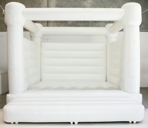 White bouncy castle 4m